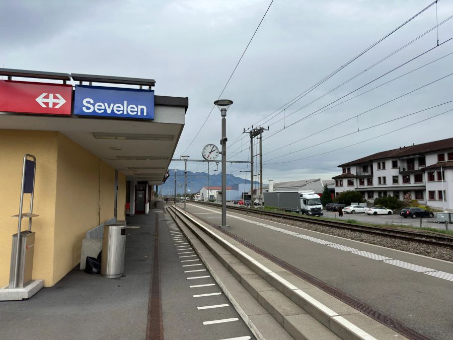 Der Bahnhof in Sevelen SG.