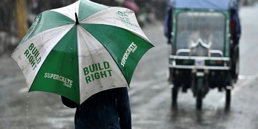 Menschen in der Stadt Faridpur in Bangladesch