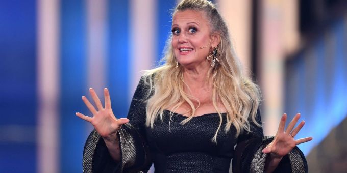 Barbara Schöneberger ist eine deutsche Moderatorin und Schauspielerin. (Archivbild) barbara schöneberger NDR Talk Show