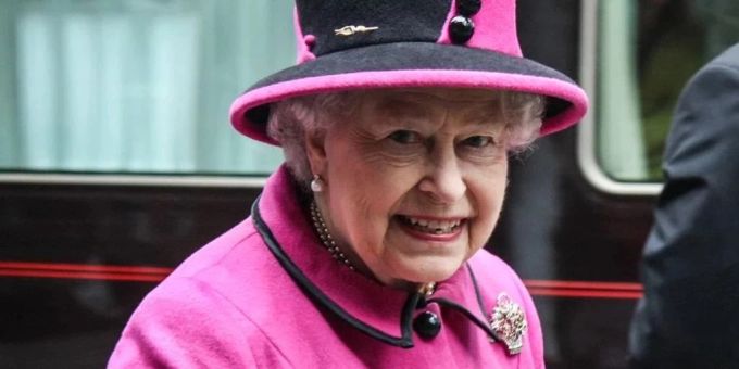 2020 forderte die Queen ihre Enkel zur Versöhnung auf. Prinz Harry Queen