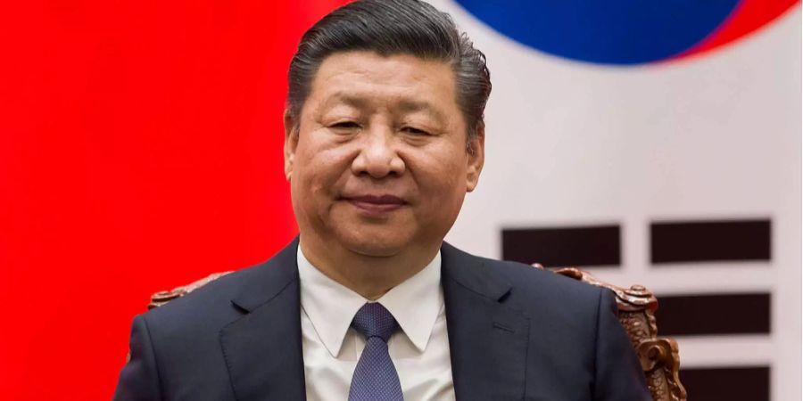 Knapp mehr verdient Xi Jinping. Der chinesische Staatspräsident erhält vom Staat offiziell rund 20'000 Franken jährlich – ungefähr das Doppelte des chinesischen Durchschnittseinkommens. Wie die «New York Times» indes schon vor Jahren aufdeckte, verfügt seine Familie über ein Vermögen in Millionenhöhe.