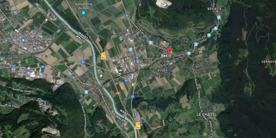 Auf der Autobahn A9 zwischen Bex Süd und Bex Nord passierte der tödliche Unfall.