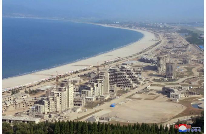 Die Ostküste Nordkoreas – hier entsteht die Hotelanlage. Die Ostküste Nordkoreas.