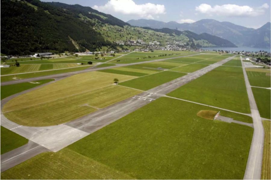 Der Flugplatz Buochs aus der Vogelperspektive.