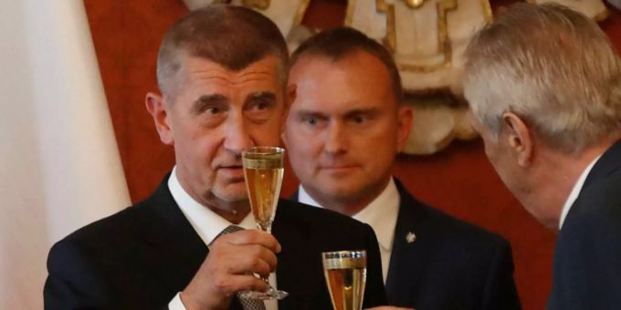 Der tschechische Ministerpräsident Andrej Babis ist Teil der Koalition. Der tschechische Ministerpräsident Andrej Babis ist Teil der Koalition.
