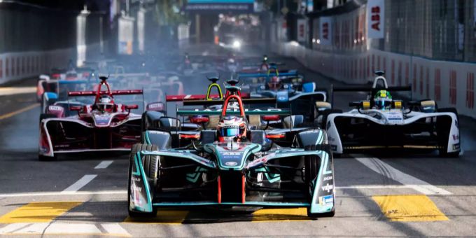 Das Formel-E-Rennen findet in Bern statt. Das Formel-E-Rennen findet in Bern statt.