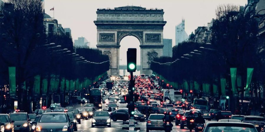 Der Arc de Triomphe in Paris.