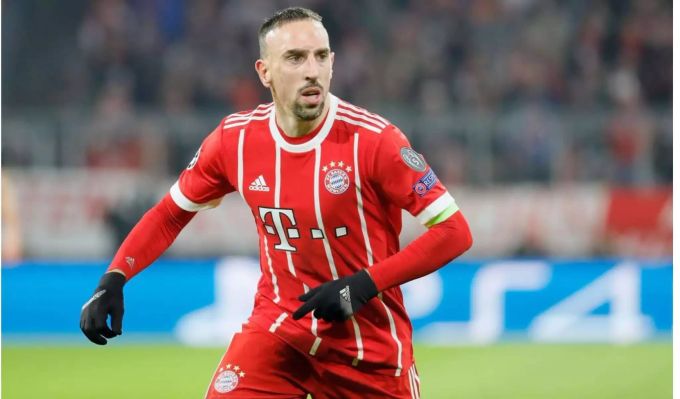 Auch Ex-Bayern-Star Franck Ribéry spielt als junger Profi eine Saison für Brest. Ligue 1