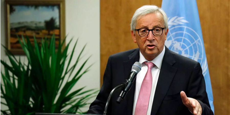 Der Präsident der Europäischen Kommission Jean-Claude Juncker spricht nach seinem Treffen mit dem Generalsekretär der Vereinten Nationen Antonio Guterres an einer Pressekonferenz im UN-Hauptquartier in New York.