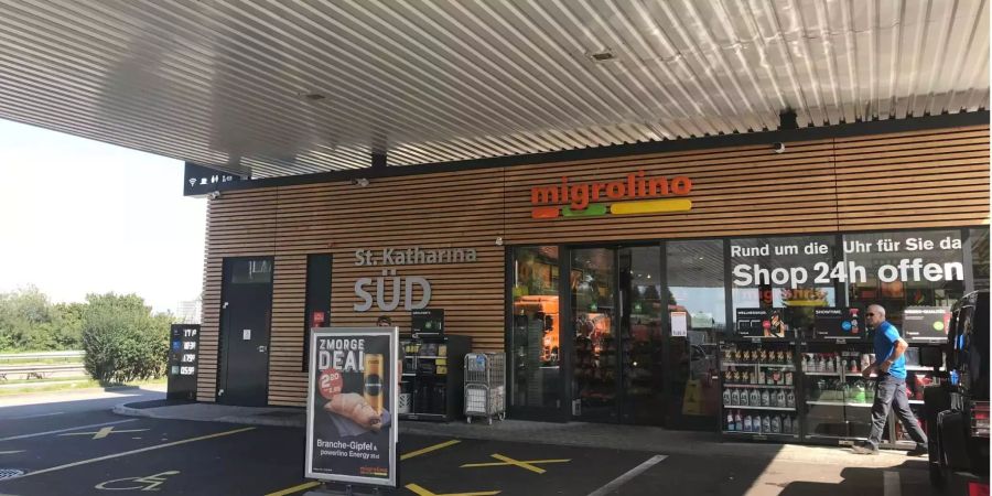 Der Migrolino-Tankstellenshop St. Katharina Süd an der A14 bei Inwil LU.