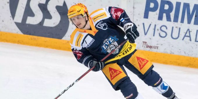Carl Klingberg vor seiner Verletzung im Spiel gegen die SCL Tigers. Carl Klingberg vor seiner Verletzung im Spiel gegen die SCL Tigers.