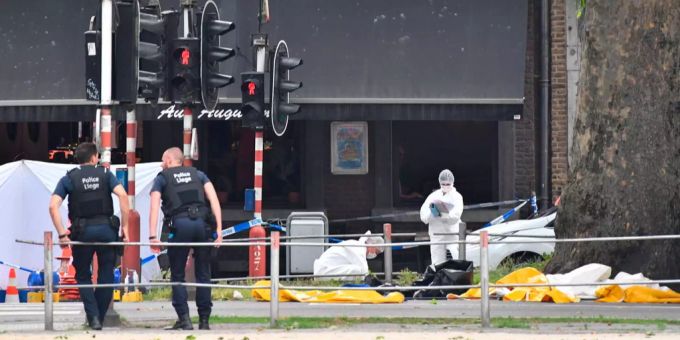 Bei der Geiselnahme mit vier Toten geht die Polizei von einem terroristischen Hintergrund aus. Bei der Geiselnahme mit vier Toten geht die Polizei von einem terroristischen Hintergrund aus.