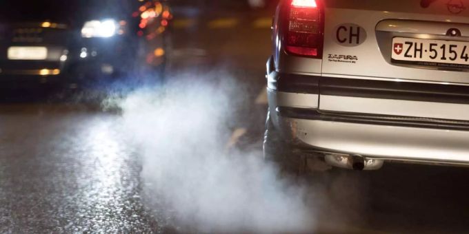 Der Verkehr verursacht am meisten CO2-Emissionen. co2