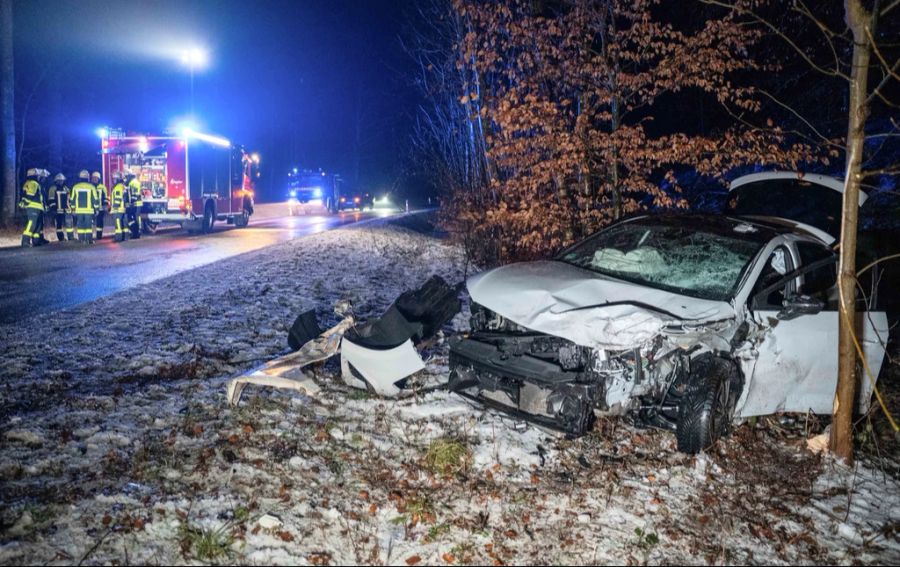 Verkehrschaos Deutschland Schnee Glatteis