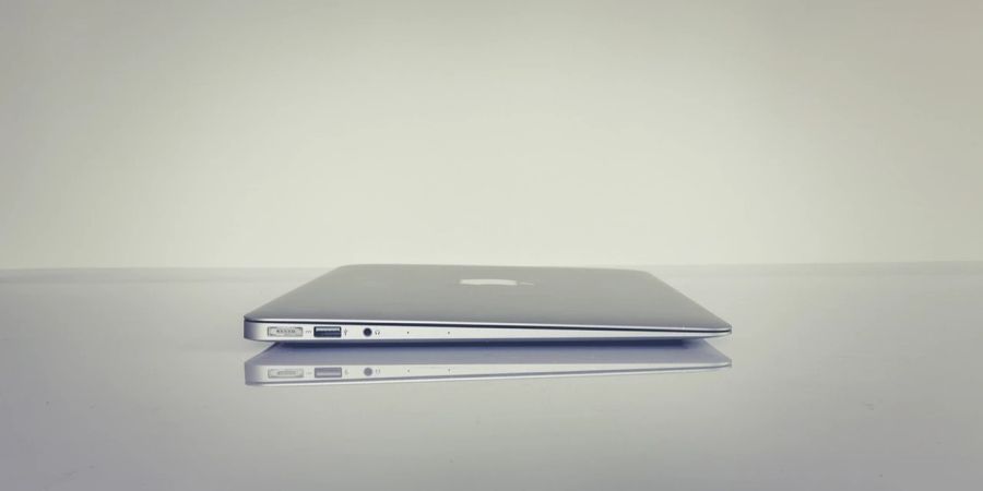 Apple-Laptop