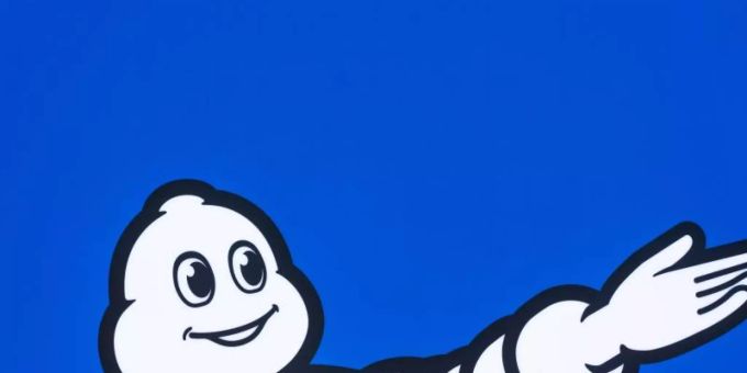 Clermont-Ferrand - Reifenhersteller Michelin will bis zu 2300 Stellen streichen