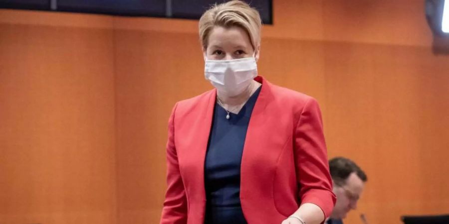 Familienministerin Franziska Giffey will dennoch an ihrer Kandidatur für den Berliner SPD-Landesvorsitz festhalten. Foto: Michael Kappeler/dpa-pool/dpa