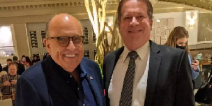 Meist ohne Maske - Ist Trumps Anwalt Rudy Giuliani ein Superspreader?