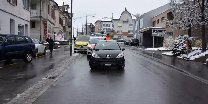 9-Jähriger bei Verkehrsunfall unbestimmt verletzt.