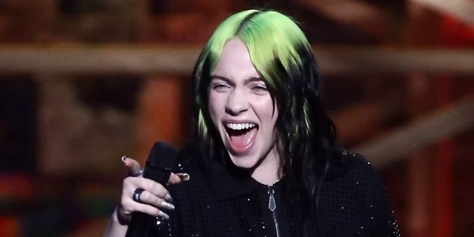 Zeichnung von Brüsten - Billie Eilish verliert 100'000 Insta-Follower