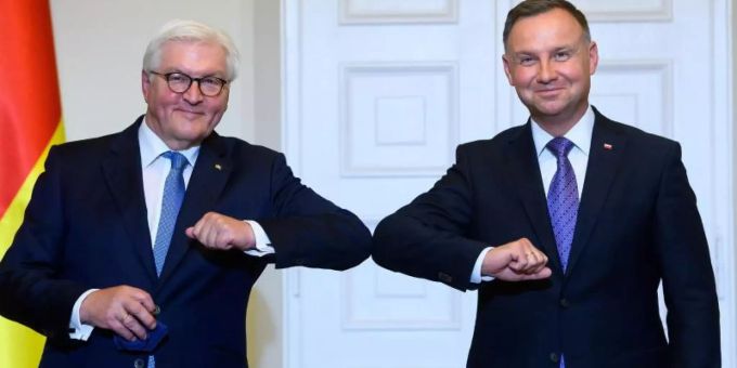 Für einige offenen Fragen deuteten sich offenbar Lösungen an: Frank-Walter Steinmeier und Andrzej Duda. Foto: Bernd von Jutrczenka/dpa Für einige offenen Fragen deuteten sich offenbar Lösungen an: Frank-Walter Steinmeier und Andrzej Duda. Foto: Bernd von Jutrczenka/dpa