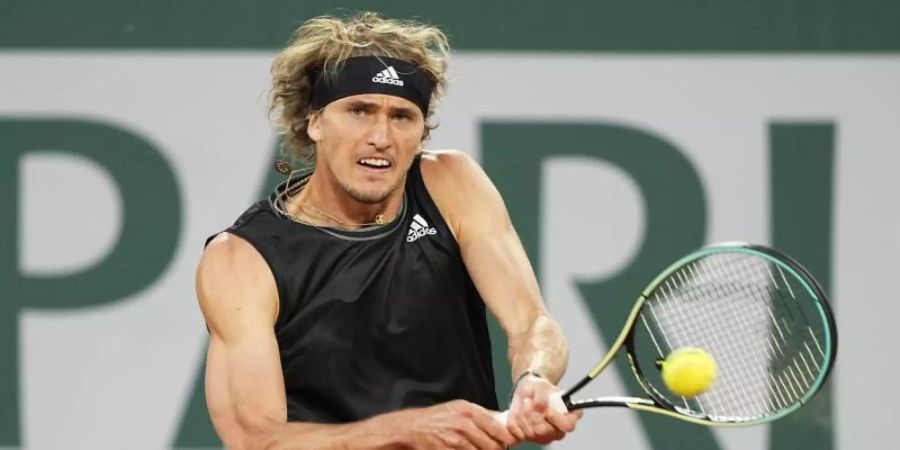 Alexander Zverev hat bei den French Open das Viertelfinale erreicht. Foto: Michel Euler/AP/dpa