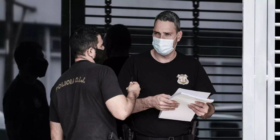 Businessmen and officials arrested for alleged corruption in Costa Rica