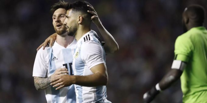 Lionel Messi Deshalb Ist Der Aguero Transfer Fur Barca So Wichtig