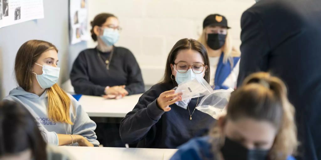 Coronavirus: Urteilsfähige Kinder können über Impfung entscheiden