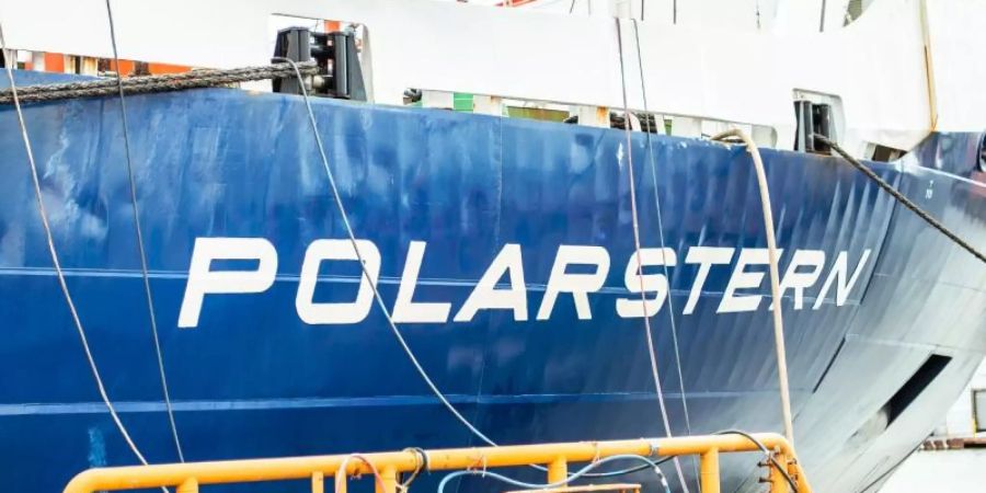 Das Forschungsschiff "Polarstern" Anfang Juli in Bremerhaven. Foto: Mohssen Assanimoghaddam