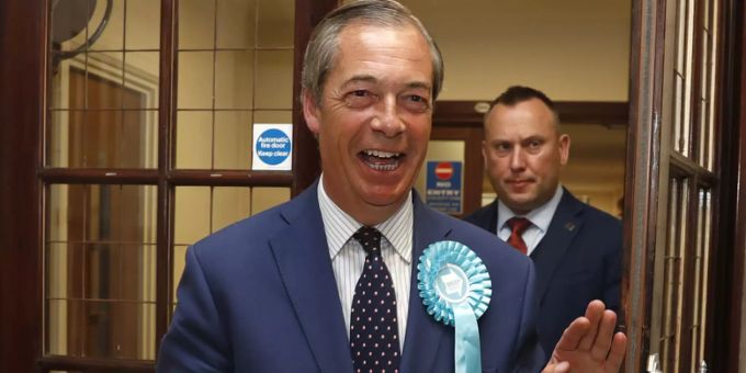 Nach dem Triumph seiner Brexit-Partei bei der Europawahl fordert Nigel Farage Mitspracherecht bei den Verhandlungen über Grossbritanniens Ausstieg aus der EU. Nigel Farage