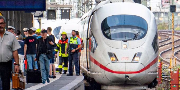 Mehrere Gleise wurden am Frankfurter Bahnhof gesperrt. Frankfurt
