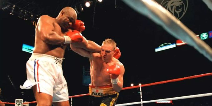 Leipzig - Axel Schulz 25 Jahre nach Titelkampf gegen George Foreman