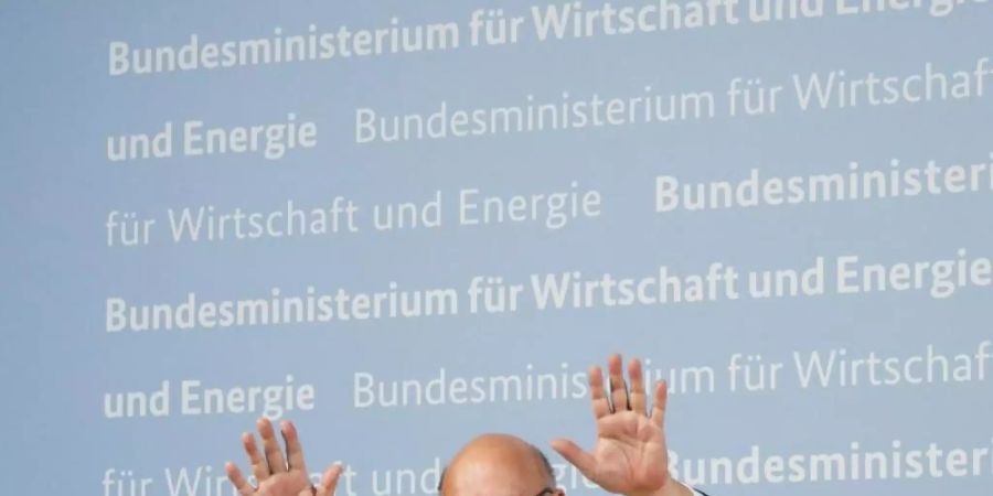 Bundeswirtschaftsminister Peter Altmaier bei der Pressekonferenz zum Einstieg bei Curevac. Foto: Markus Schreiber/AP/POOL/dpa