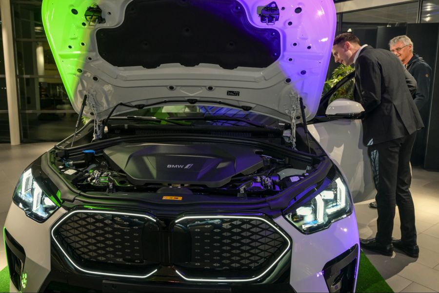 Ordentlich PS unter der Haube: Der BMW iX2.