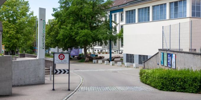 Das Kantonsschulgelände in Schaffhausen. Das Kantonsschulgelände in Schaffhausen.