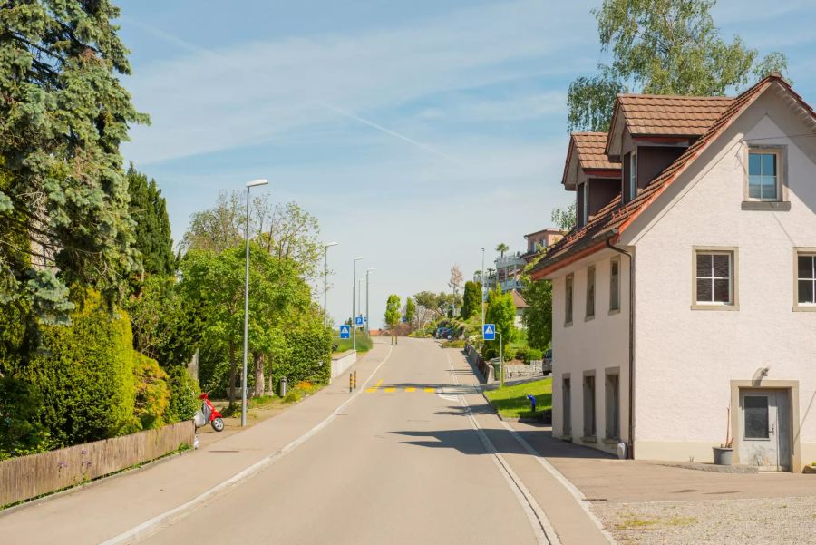 Dorfstrasse in Bellikon (AG).