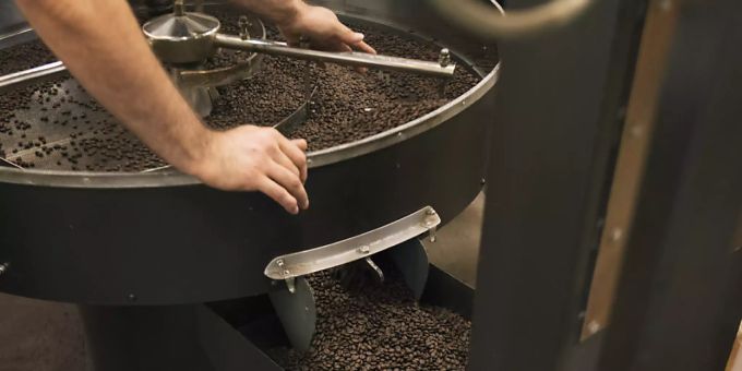 Mehr bezahlen mussten die Produzenten im September etwa für verarbeiteten Kaffee. (Archivbild) Mehr bezahlen mussten die Produzenten im September etwa für verarbeiteten Kaffee. (Archivbild)
