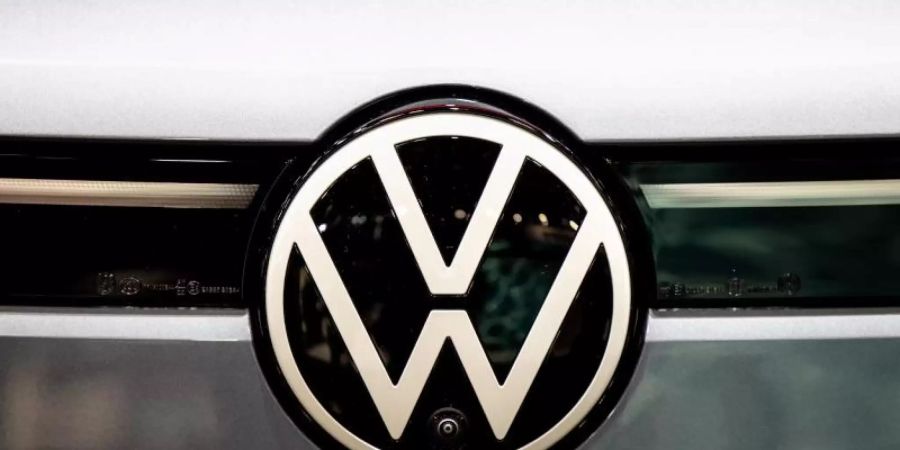 Der Halbleiterengpass hat bei VW im dritten Quartal zu einem deutlichen Rückgang der Auslieferungen geführt. Foto: Matthias Balk/dpa
