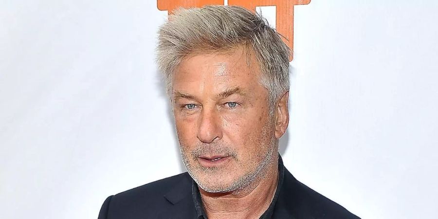 Alec Baldwin sieht sich mit mehreren Klagen konfrontiert.