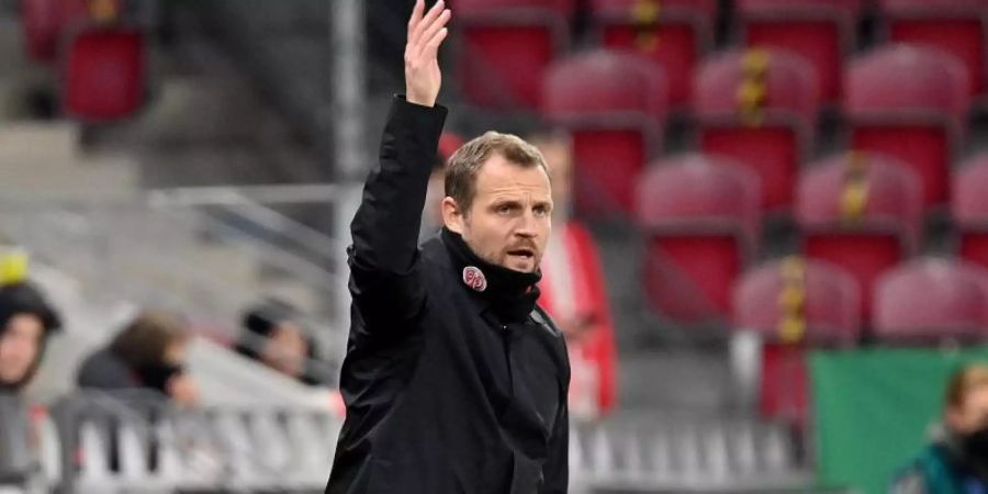Der Mainzer Trainer Bo Svensson hat eher private als berufliche Träume. Foto: Torsten Silz/dpa