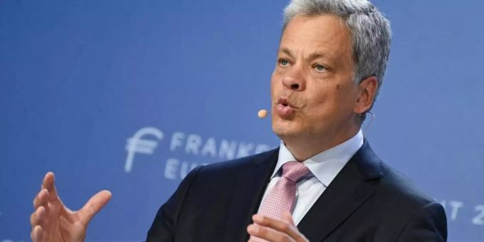 «2022 nicht nur wegen der Coronakrise ein herausforderndes Jahr»: Manfred Knof. Foto: Arne Dedert/dpa «2022 nicht nur wegen der Coronakrise ein herausforderndes Jahr»: Manfred Knof. Foto: Arne Dedert/dpa