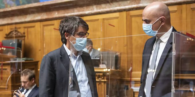 Im Bundeshaus gilt während der kommenden Wintersession erneut eine generelle Maskentragpflicht. (Archivbild) Im Bundeshaus gilt während der kommenden Wintersession erneut eine generelle Maskentragpflicht. (Archivbild)