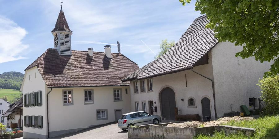 Die alte Dorfschule in Anwil.