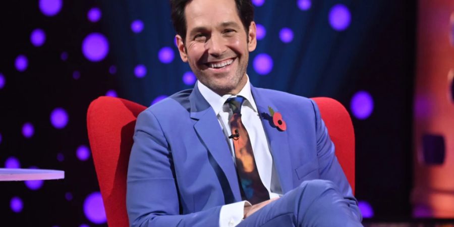 ARCHIV - Paul Rudd, Schauspieler aus den USA, lacht während der Dreharbeiten zur Graham Norton Show. Foto: Matt Crossick/PA Wire/dpa