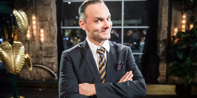 SRF Deville ersetzt Michael Elsener im Fernsehprogramm. srf