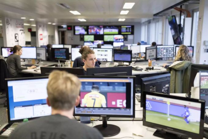 Der SRF Sport Newsroom. SRF Newsroom