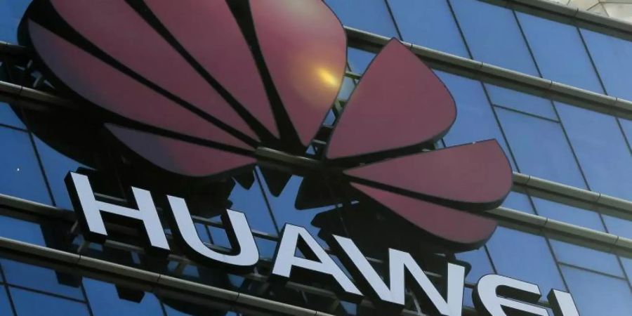 Beobachtern zufolge, versuchte Huawei mit der Klage ein öffentliches Zeichen gegen die Vorwürfe der USA zu setzen und Widerstand zu demonstrieren. Foto: Andy Wong/AP