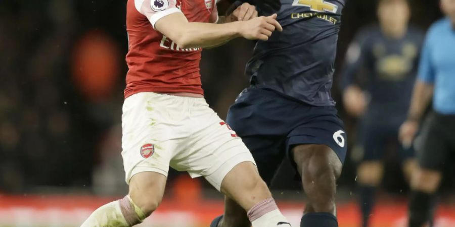 Granit Xhaka brachte mit seinem 4. Saisontreffer Arsenal gegen Manchester United mit Paul Pogba auf die Siegesstrasse