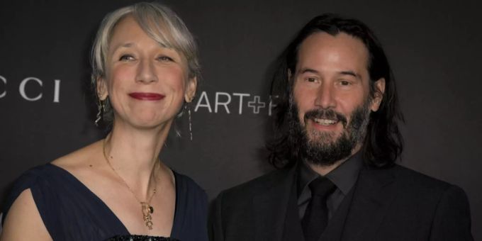 Keanu Reeves zeigt sich in Los Angeles mit seiner neuen Freundin Alexandra Grant. keanu reeves